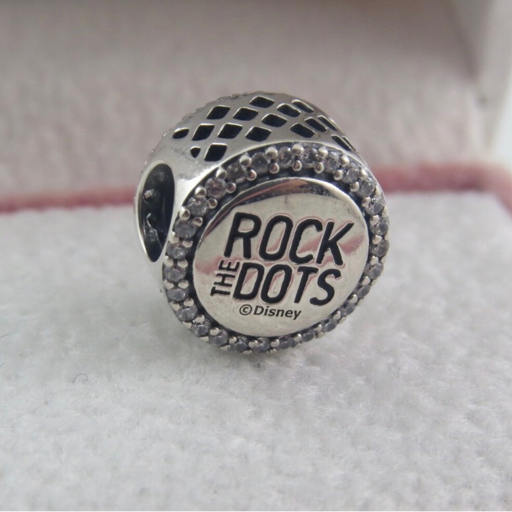 Pandora Disney Minnie Charm Minnie Mouse Charm Rock the Dots Charm (D29)